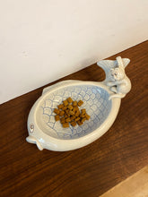 Load image into Gallery viewer, Vintage Fitz &amp; Floyd Cat Hanging on Fish Food Bowl
