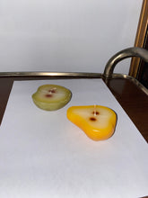 Load image into Gallery viewer, Apple &amp; Pear Candle Set
